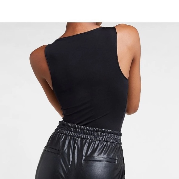 Express bodysuit - Picture 4 of 5